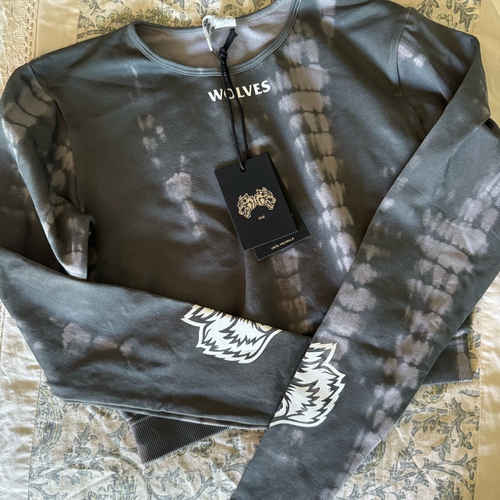 Darc Sport Pearl Gray Serpent Top M